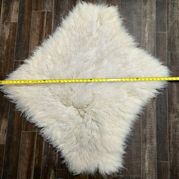 ORGANIC GREEK FLOKATI WOOL PET BEDS-44" X 48" 100% NATURAL WOOL-PETS LOVE THEM - Picture 6 of 8